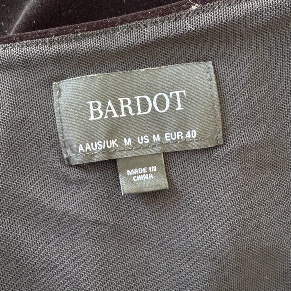 BARDOT • Lorena Velvet Bodysuit in Black - Picture 10 of 12